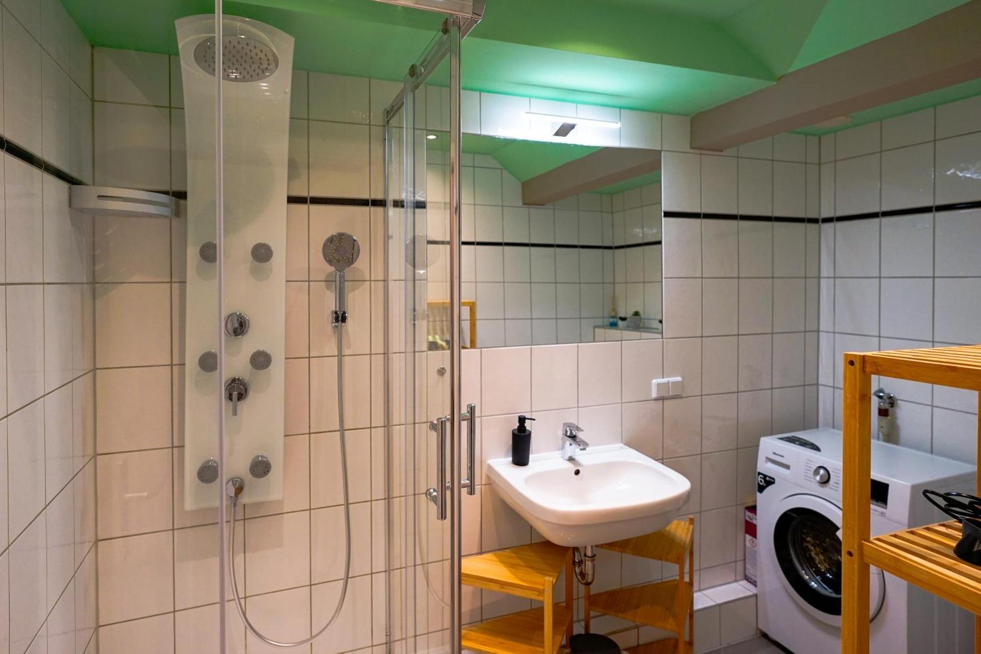 Dessaus Motto Appartements! Solo - Paerchen - Familien - Gruppen Cameră foto