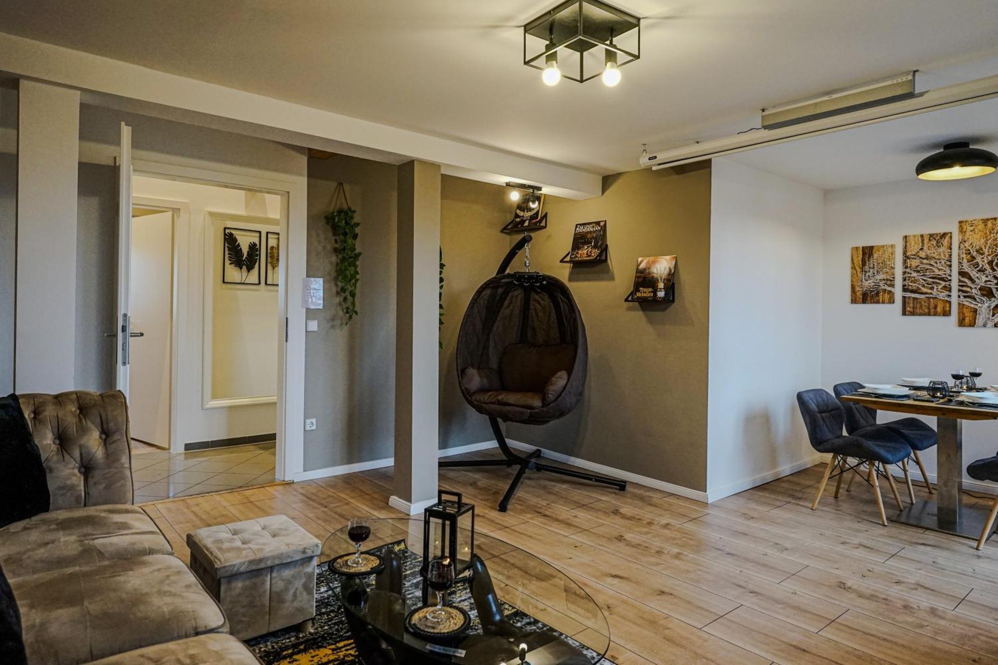 Dessaus Motto Appartements! Solo - Paerchen - Familien - Gruppen Cameră foto