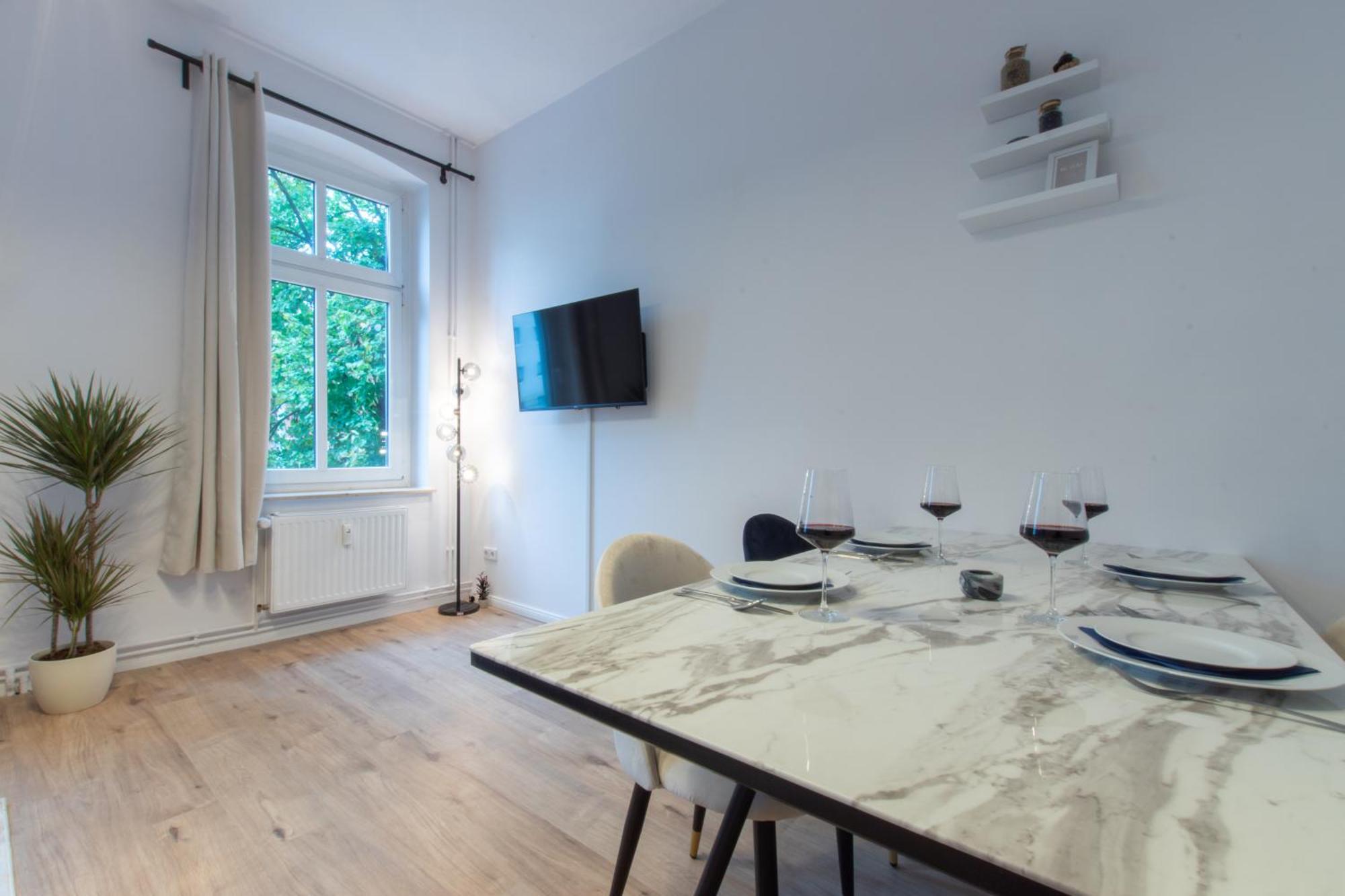 Dessaus Motto Appartements! Solo - Paerchen - Familien - Gruppen Cameră foto